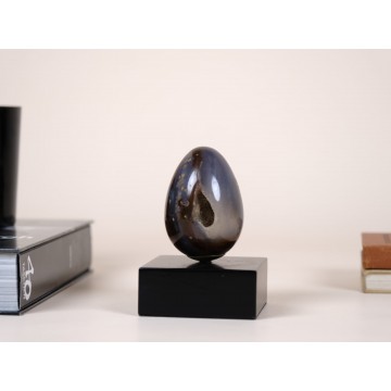 Agate egg