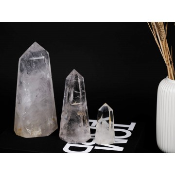 Quartz crystal point
